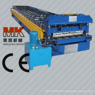 Colored glazed tile forming machine